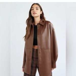 Aritizia Babaton Pelli vegan leather shirt jacket in coffee bean (brown)